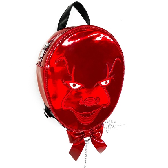 Pennywise WB Horror Need To Feed Mini Backpack - Picture 3 of 4